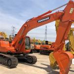 Doosan DH220-7 Backhoe Excavator Used by Skilled Drivers for Engineering