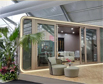 Customized Modern Design Mobile Steel Structure Building Apple Cabin Portable House