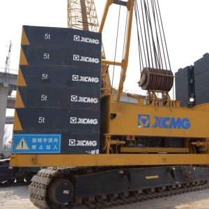 China XCMG XGC300 300T Crawler Crane with 120m Lifting Height factory
