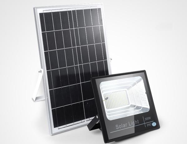 300w Rechargeable Solar Flood Lights Outdoor LiFePO4 Lithium Battery 3 Years