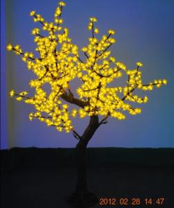 China outdoor artificial tree with lights factory