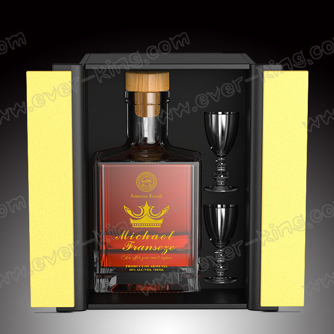 Square Crystal White Flint Brandy Drinking Bottle Customed 500 ML