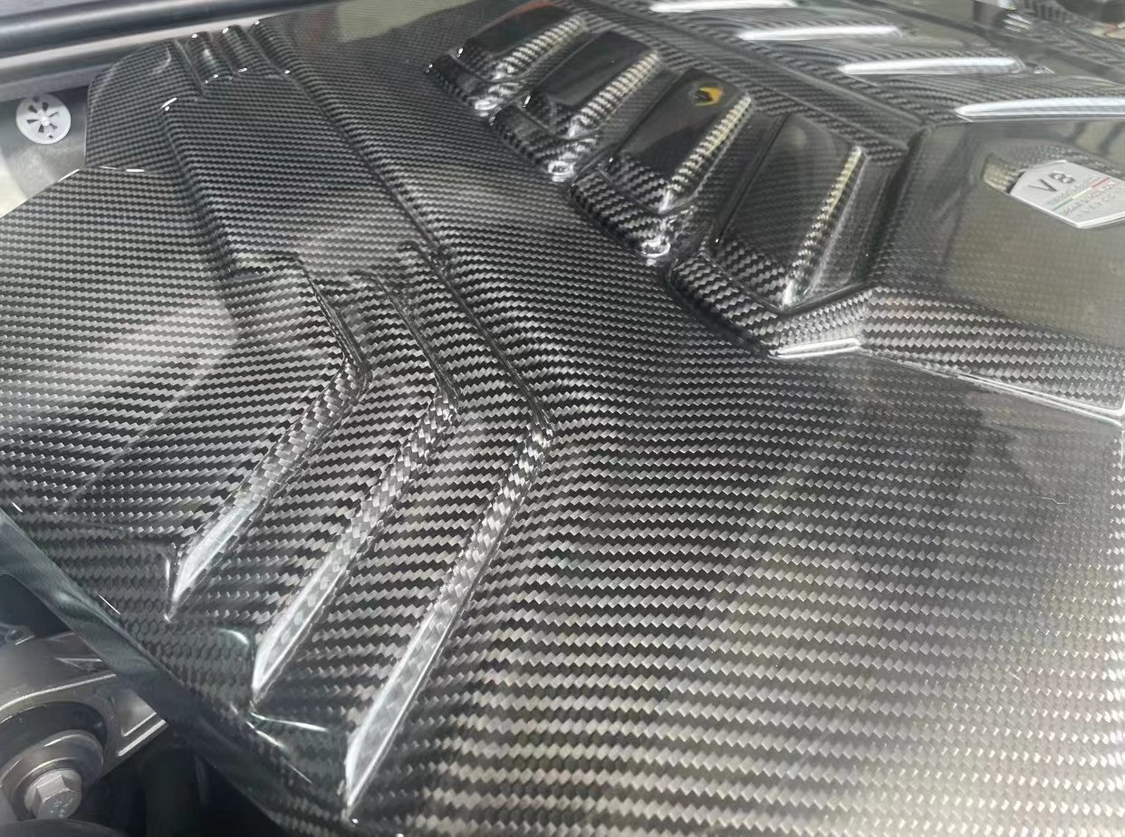 2019 Black Lamborghini Body Kit Dry Carbon Fiber Engine Interior Guard Shield