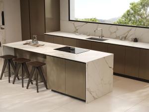 China Multifunctional Household High End Wood Veneer Kitchen Furniture For Apartments And Hotel factory