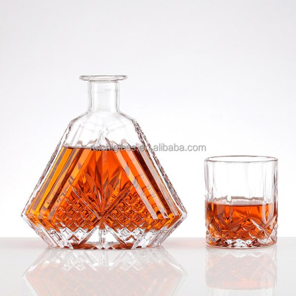 250ml 500ml 700ml Hot Stamping Beverage Bottle for Spirit Liquor Wine Whisky