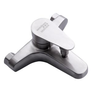 China Smooth Stainless Steel Bath Faucet Electroplating Hot And Cold Water Tap factory