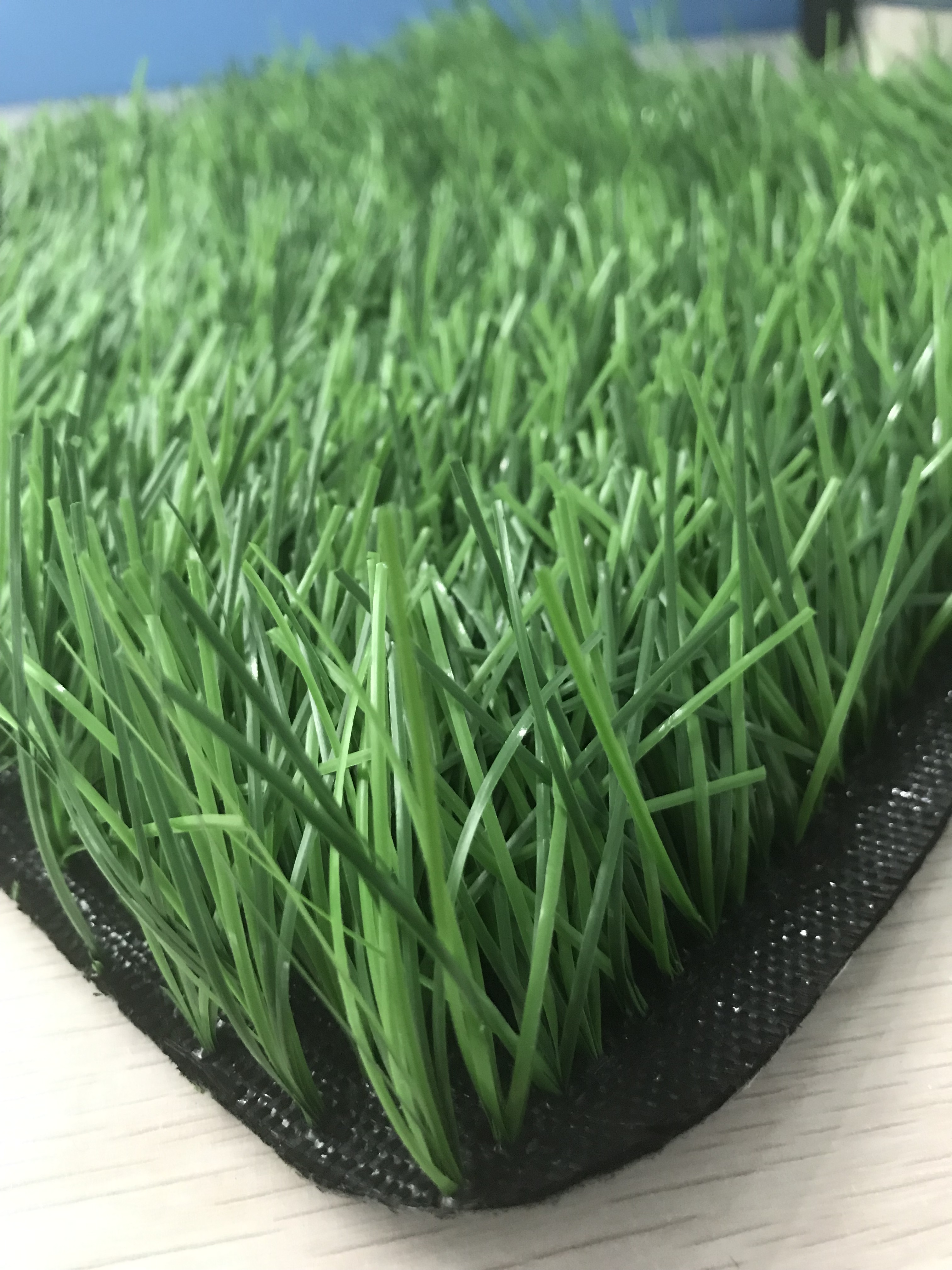 Common And Popular Artificial Grass For Soccer Football Hockey And Volleyball Sports Infilled With Rubber Granules