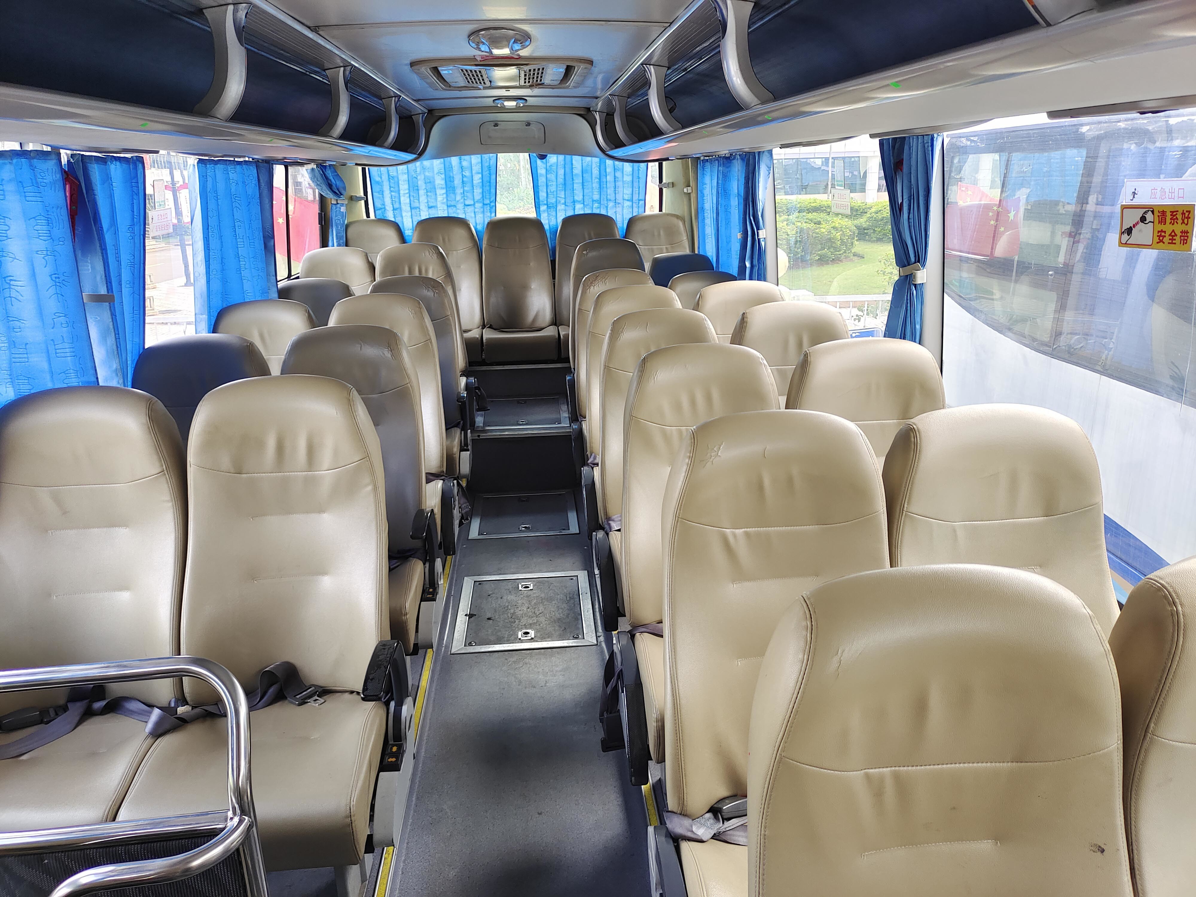 55 Seats 2nd Hand Buses Yutong Brand Transport Bus For Africa Diesel Rear Engine Coaches