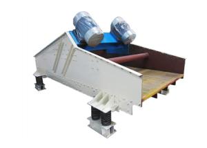China Automatic Linear Vibratory Screen Fully Enclosed Structure For Chemicals / Mining factory