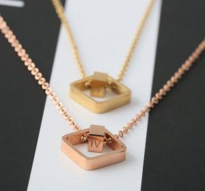 China Square Pendant Necklace , Fashion Jewelry Double Ring Pendant, 18K Gold Necklace with China factory
