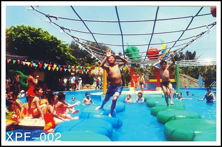 Interactive Water Park Equipment Fiberglass Lemna Minor For Family