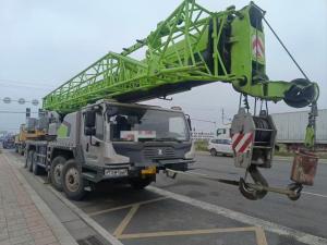 China April 2021 Zoomlion Truck Mounted Crane ZTC550H with Counterweight 14t factory