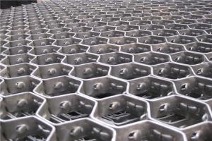 China SS304 Or Low Carbon Steel Hexmesh Refractory Thermostable Anchor For Lining factory