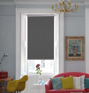 China Transparent Polyester Roller Blinds Fabric B1 Grade White Foaming Technition factory