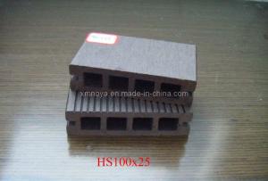 China Commercial Grade WPC Wood Plastic Composite Decking for Outdoor Garden Decoration factory