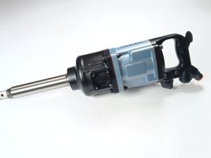 China Ergonomic 3700rpm Large Impact Wrench Cordless High Torque factory