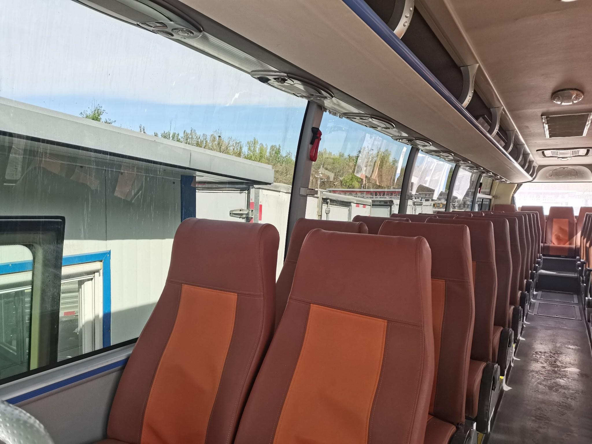 Buses And Coaches Yutong Zk6107 51seats Passenger Bus Second Hand Drive Bus Left Steering
