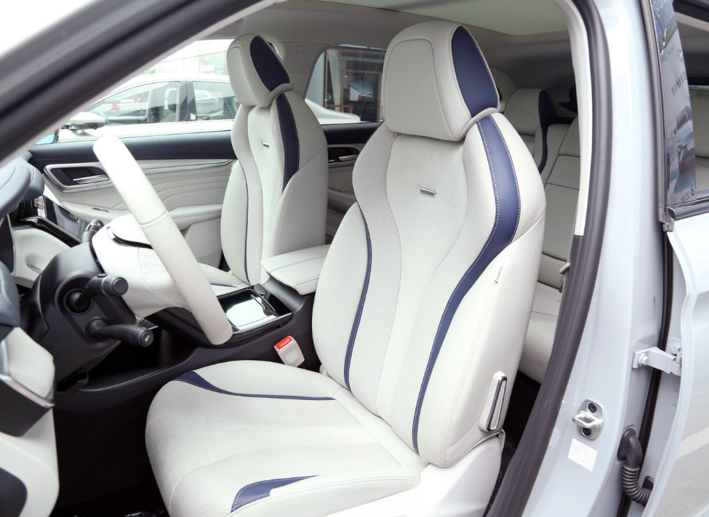 Feifan MARVEL R ER6 Electric Car Import 4 Wheel Automatic SUV Speed Cars Car 4674 * 1919 * 1618mm Battery Energy 69.9kWh
