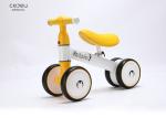 No Pedals Foot To Floor Ride On Car 3.6KG 520*240*410mm Three Wheels Baby