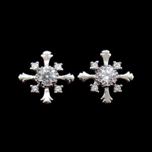China Customized Size 925 Silver Earrings With AAA Grade Cubic Zirconia factory