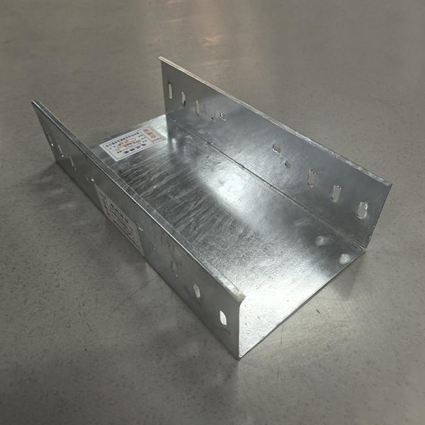 High Corrosion Resistance Wall Mounted Cable Tray / 3m-6m Electrical Cable