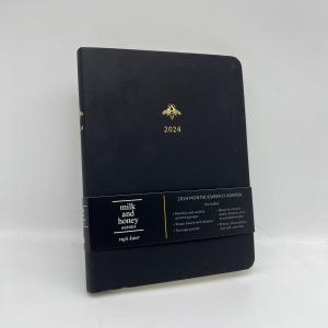 China Customized Desktop Calendar Printing Services With Belly Band And Pockets factory