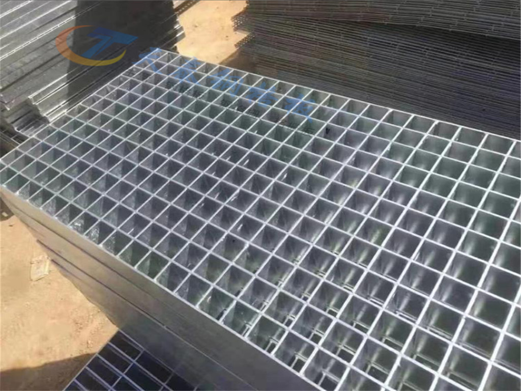 32x5mm serrated steel grating heavy duty galvanized walkway platform steel bar grating