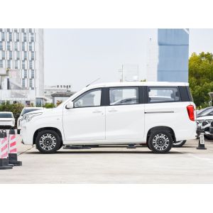 FengGuang E380 Electric MPV Car 7 Seater 310KM Compact