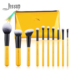 China birch wood Basic Makeup Brushes Set Vegan Brush Set with 21cmx11cm Bag factory