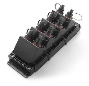 China 9 Ports Fiber Optic Distribution Box SC Connector For Data Transmission factory