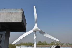 China Three Blades Sailboat Wind Turbine Generators 24V Horizontal Axis Wind Generator factory