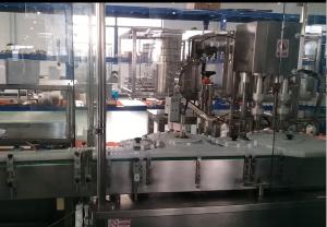 China 15ml 2 Nozzles Aseptic Eye Drop Filling Machine Turntable Feeding factory
