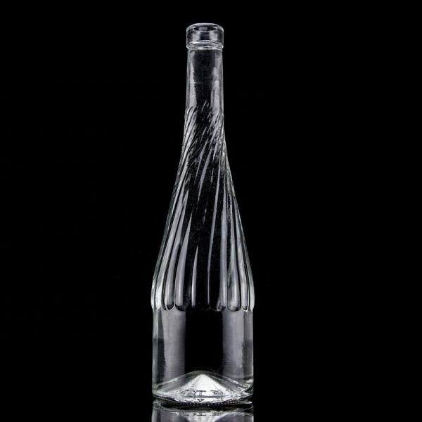 Glass Body Material 500ml 700ml Whiskey Wine Bottle with Unique Bottom Raised
