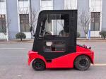 Electric Towing Tractor Hydraulic Steering Fully Enclosed Cab 15 Tons Load