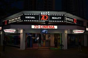 China Multi players Interactive 8D / 6D Simulator Cinema With 6 DOF Electric Platform 7d cinema factory