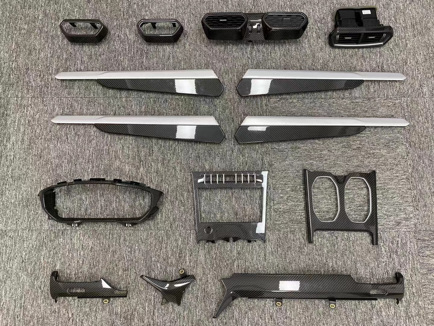 Auto Parts Carbon Fiber Interior for Lamborghini Urus Urus Carbon Fiber Central air Conditioning Control Surface