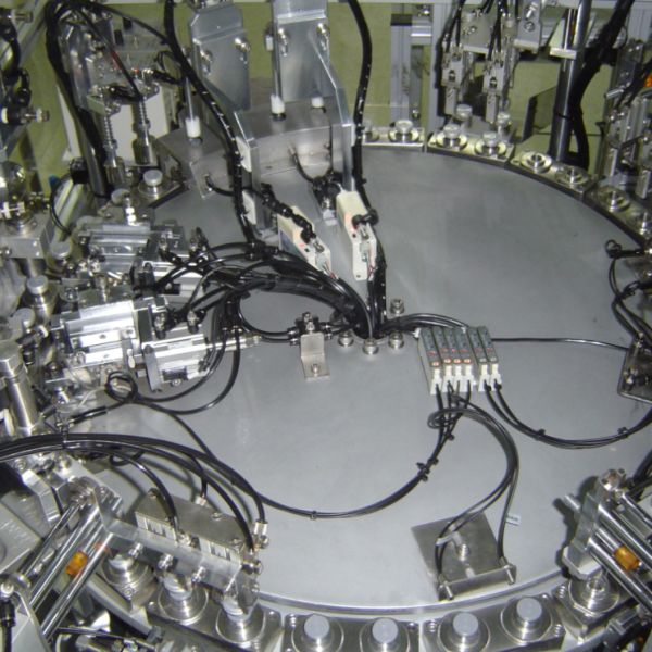 Fully Automated IV Bag Spike Ports and Injection Ports Assembly Machine with