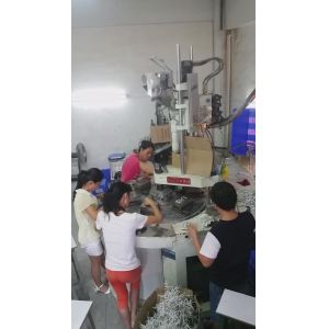 Hydraulic Rotary Vertical Injection Moulding Machine 40T 30mm Screw Diameter