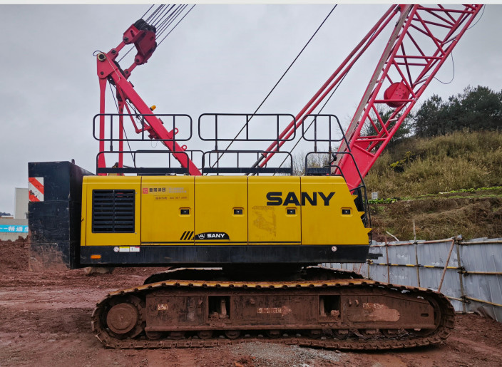 Extremely Efficient SCC550A 50 Ton Mobile Hydraulic Crawler Crane Heavy Lifting Equipment