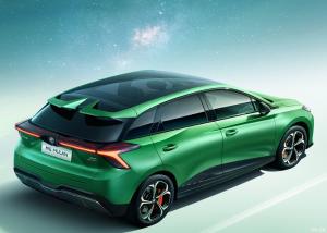 China Luxury EV Hatchback Mg4 Mulan 51kw Battery Powered Electric Car factory