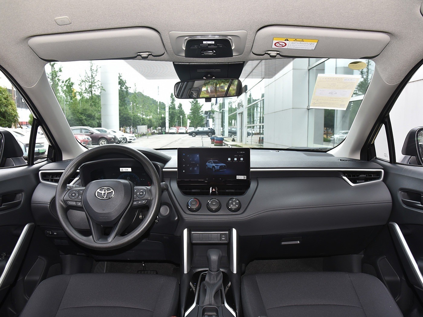 Corolla Rui Fang Car Sunroof 2.0 L Toyota Hybrid SUV 36.00L Fuel Tank