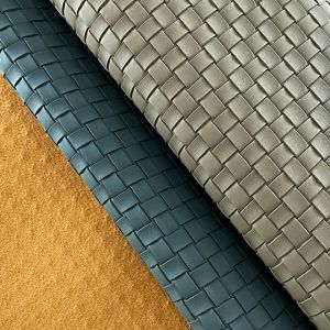 Scratchproof Woven PVC Artificial Leather Fabric Custom Commercial Upholstery