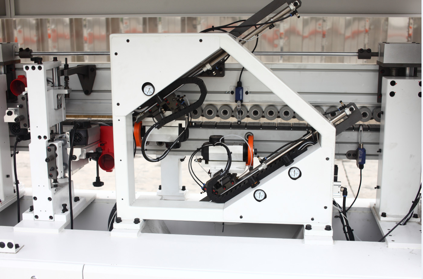 High Speed PUR Edge Banding Machine Wood Lipping Machine 14m Min