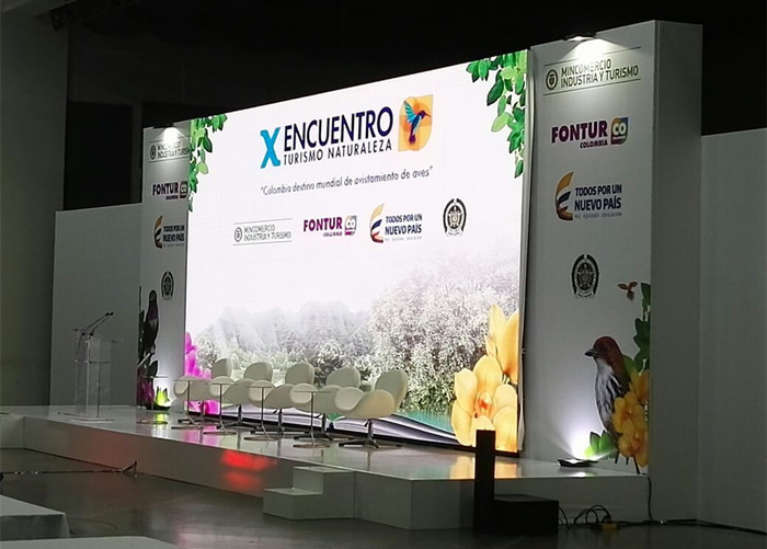Full Color Indoor Rental LED Display P3.91mm Intelligent Fast Lock Easy Maintenance
