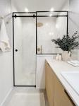 Customized Modern Design Bathroom Sink Cabinets Modular Wall Hanging Bathroom
