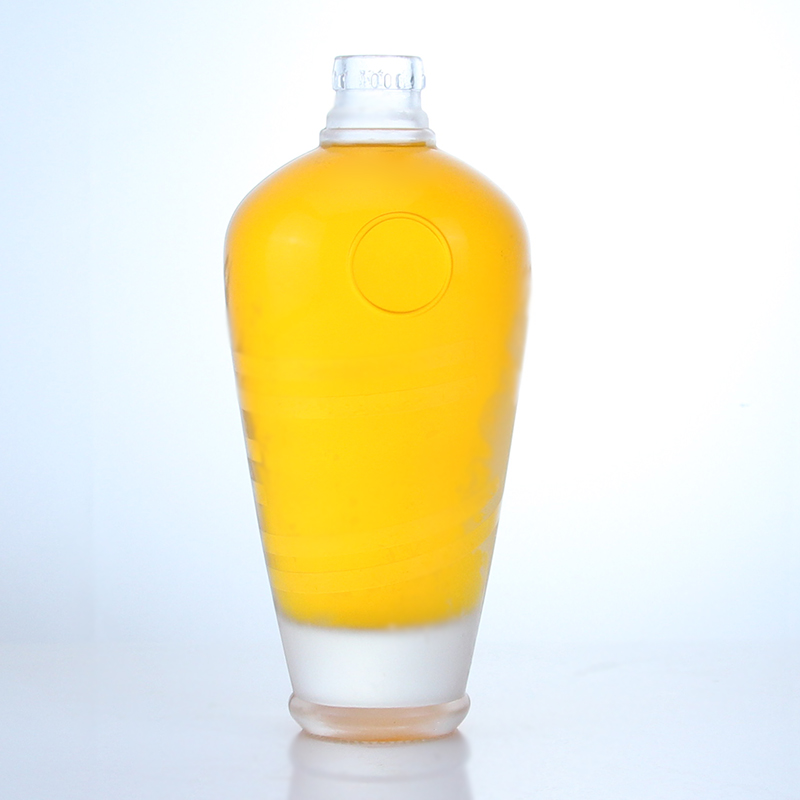 Custom Cap Square or Round Flint Glass Liquor Bottle for Vodka Whisky Rum Gin Tequila