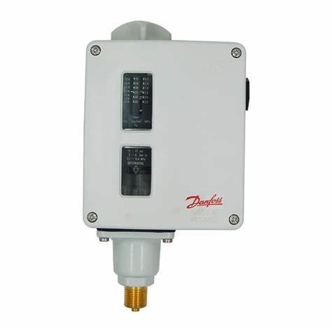 China RT117 017-529566 Danfoss Pressure Switch RT117 017-529566 factory