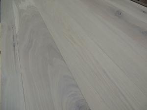 China oak engineered wood flooring with invisible lacquer factory