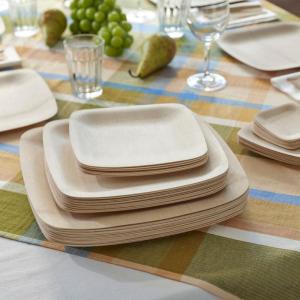 China 5 Inch 150 Mm Natural Material Bamboo Plate Square Shape For Wedding Activity factory