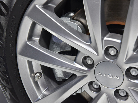 FWD AION S Plus New Energy EV Car Vehicles 67.9kWh